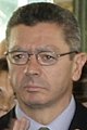 (Alberto Ruiz-Gallardón) Fernández de la Vega acude a un acto en apoyo de las víctimas del terrorismo en el diario La Razón. Pool Moncloa. 16 de julio de 2008 (cropped).jpeg