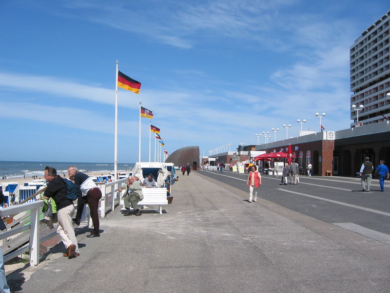 File:2003-05 Sylt - Westerland Promenade.jpg