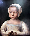 Little girl with dead bird mg 2968.jpg