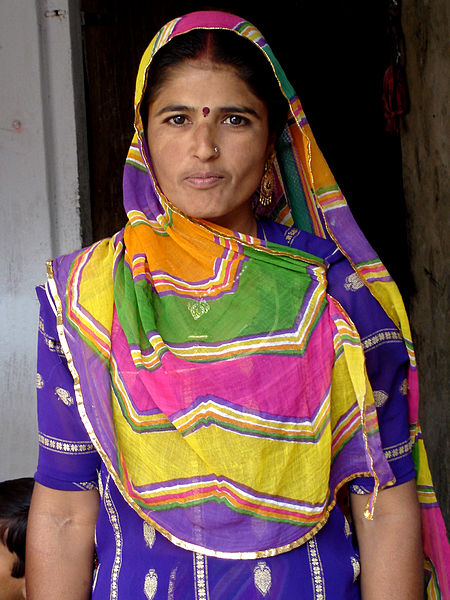 File:"1 Women of India" Traditional Dress.jpg
