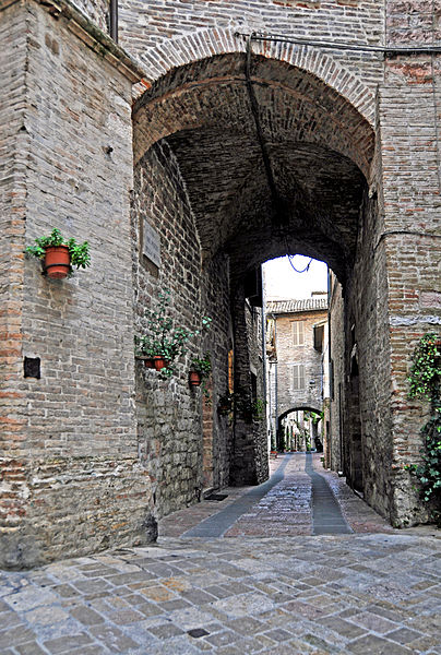 File:" Assisi " 0010.jpg