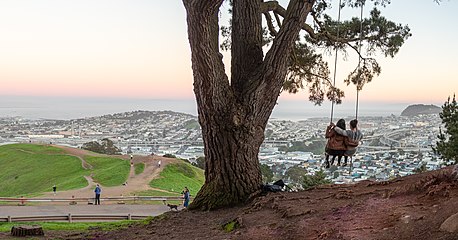 Bernal Heights (77630p).jpg