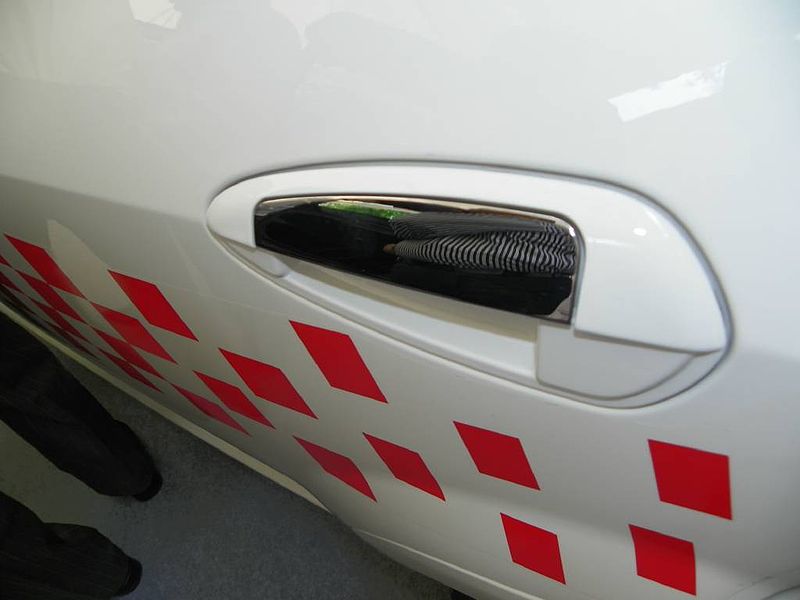 File:" 10 - fiat grande punto maniglia.jpg