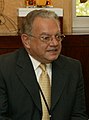 (Eduardo Stein) Fernández de la Vega recibe al vicepresidente de Guatemala. Pool Moncloa. 10 de octubre de 2007 (cropped).jpeg