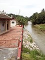 Temple By The River, Lata Kinjang, Perak.jpg