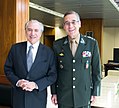 25-03-2015-Comandante do Exército, o general de exército Eduardo Dias da Costa Villas Bôas com o vice-presidente Michel Temer.jpg