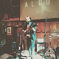 Aldu, En vivo en Bar Cívico Valparaíso.jpg