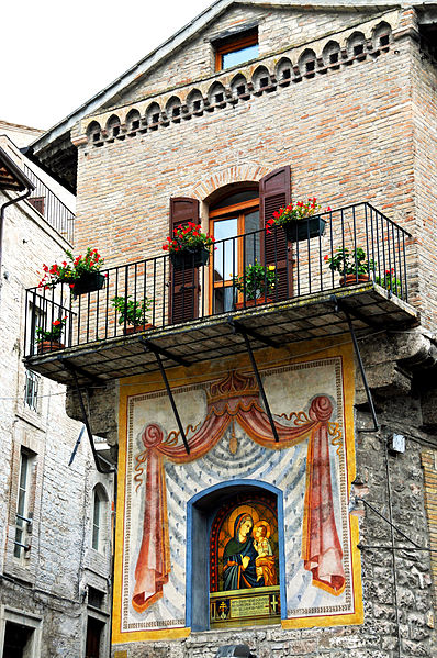 File:" Assisi " 0013.jpg