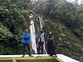 Air terjun tampak dari atas 02.jpg