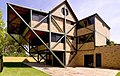 Cesar García Taylor Casa construida con sistema Oraaflex.jpg