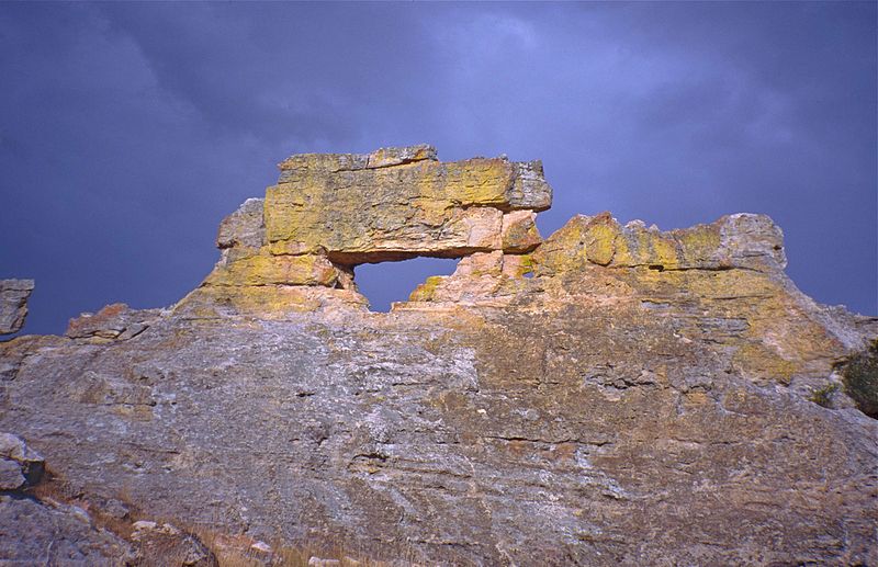 File:" Isalo Window " (9590120678).jpg