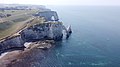 Etretat vue aérienne de la falaise aval et de l'aiguille.jpg