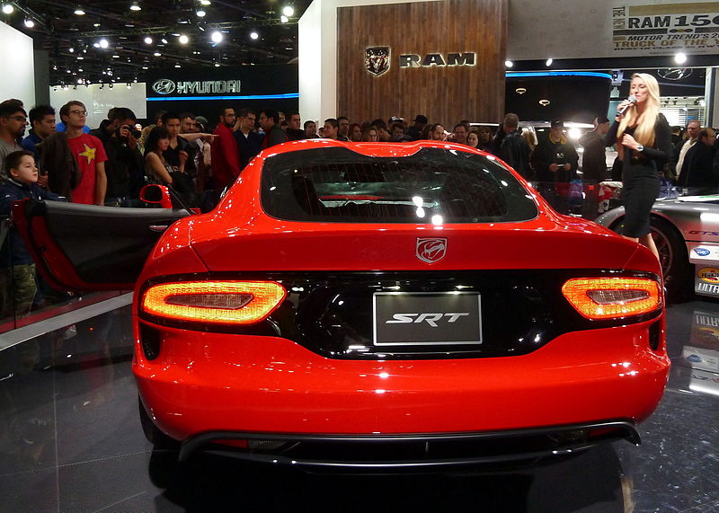 File:" 12 Fiat-Chrysler SRT Viper red rear.jpg
